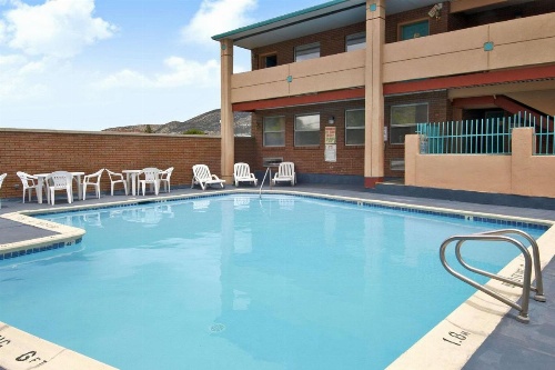 Knights Inn at Cedar City image 10