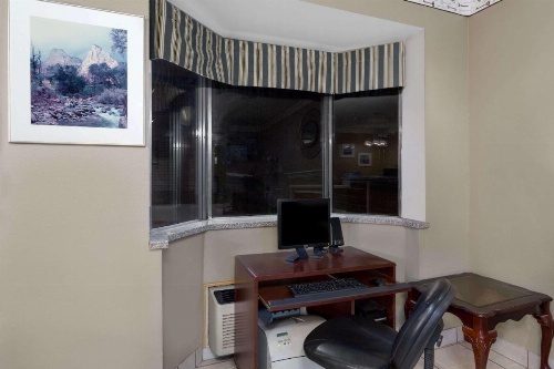 Knights Inn at Cedar City image 23