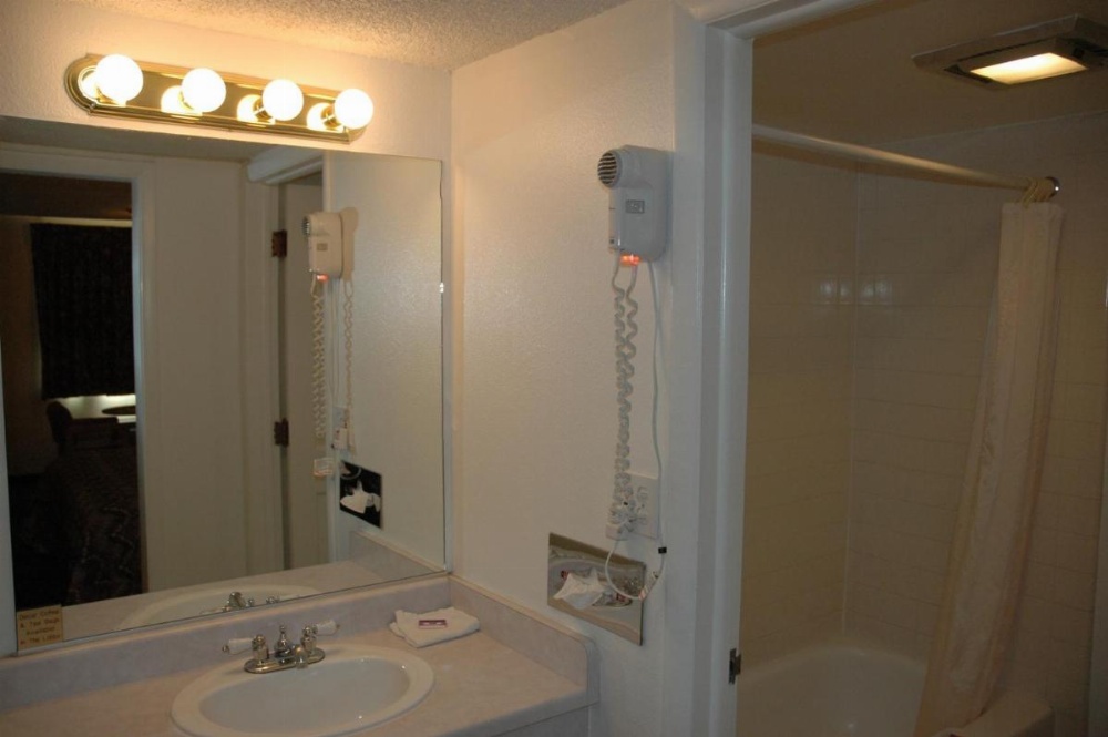 Knights Inn at Cedar City Image 26