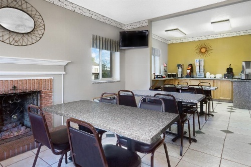 Knights Inn at Cedar City image 33